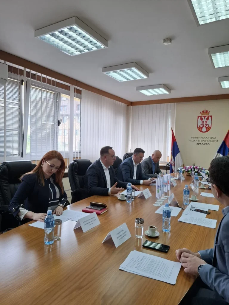 Read more about the article ОДРЖАН САВЕТ РАШКОГ УПРАВНОГ ОКРУГА