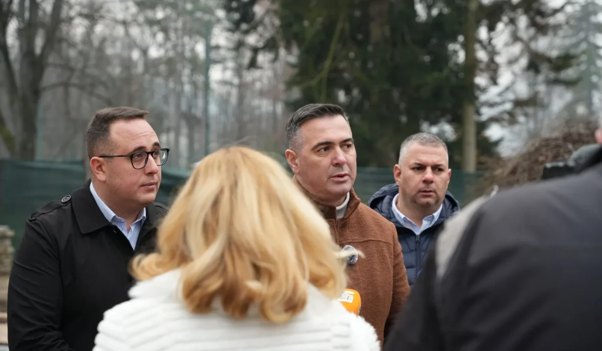 469dab121-8881-4b98-93dd-02c95eda832a