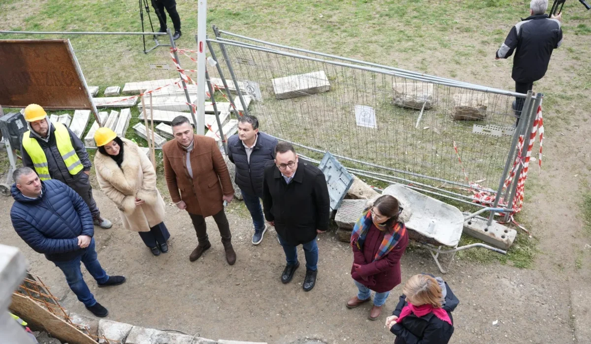 871335669-0f19-4b77-8d63-1387e2ac7466