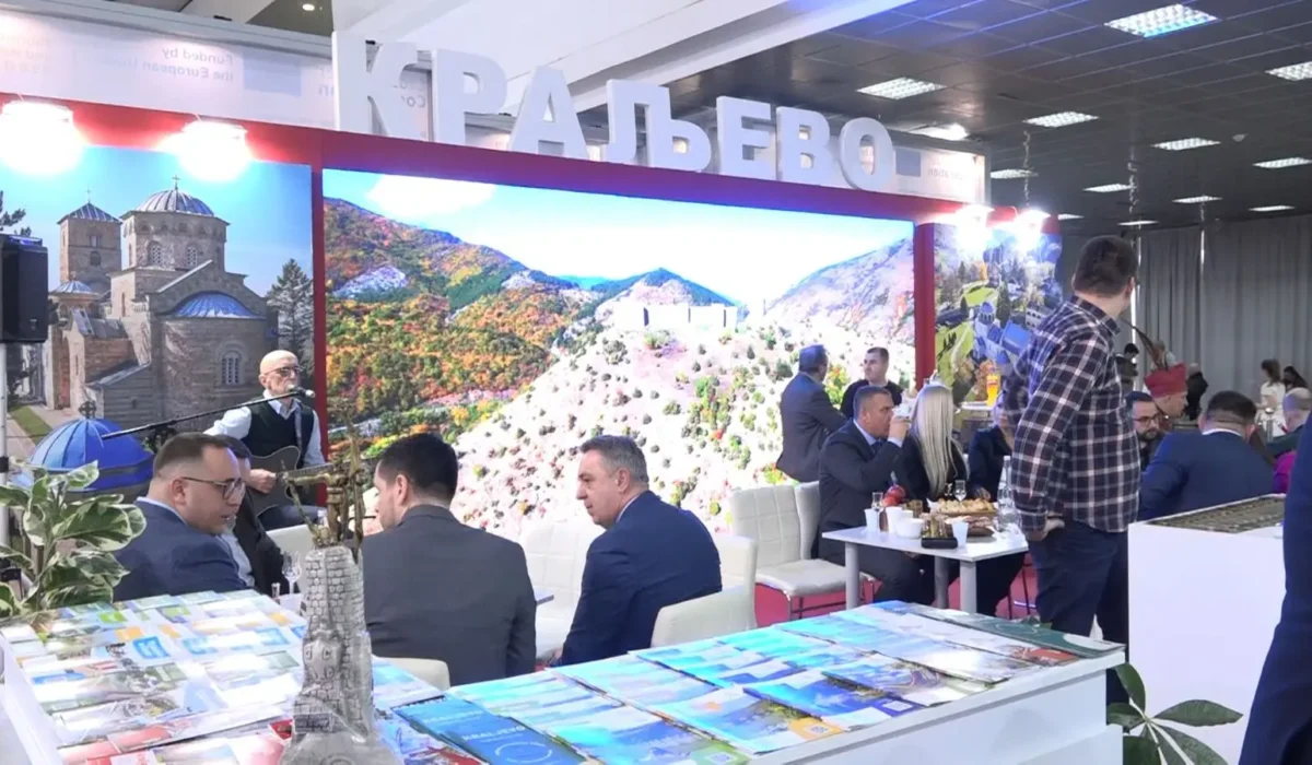 1f9f7a300-ea8f-4bc9-8f16-cb0acda60897