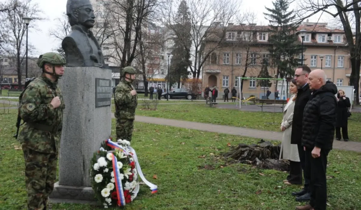 2e0cc5e74-6b4c-44ee-890c-2c6b4aeac6cf