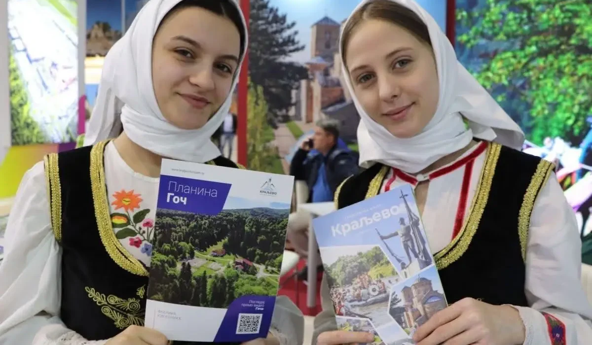 5b70a7e17-44d8-465c-aa35-e79a1ec514cd