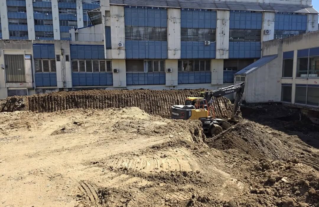 280a5f4ef-3fc4-4f7a-8b8e-abe5fb2358f4